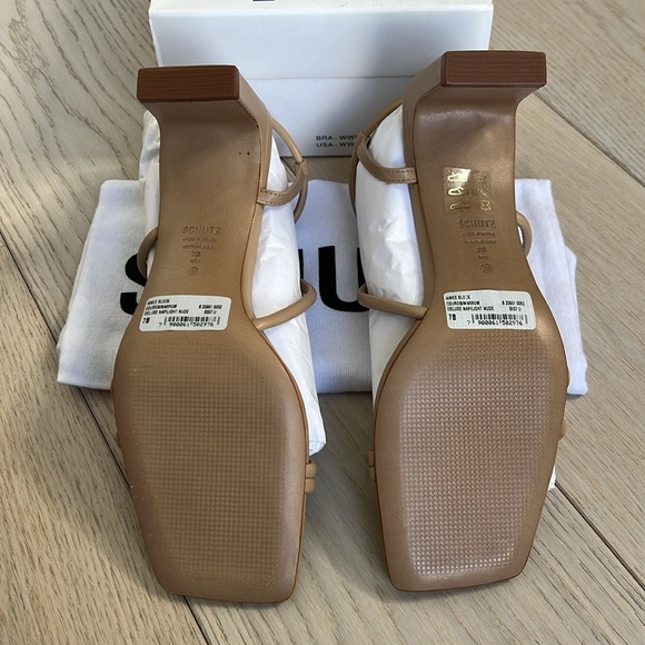 Schutz Aimee Block Heeled Sandals Shoes Heels Light Nude Size 7 NWT - Picture 9 of 10